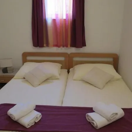 Franka - One Bedroom With Terrace And Garden View * Dubrovnik
